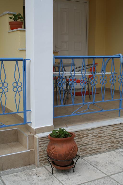 Alexandros Studios Аспровалта Номер фото